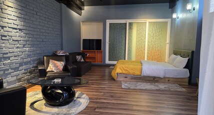The Annexe Studio | A Peaceful Escape Room Type - The Home Stay - Annexe