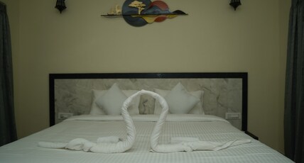 TUNGABHADRA RESORT HAMPI Room Type - Bedroom 1