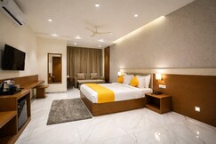 Rooms of Solasta Stays and Banquets  Wakad