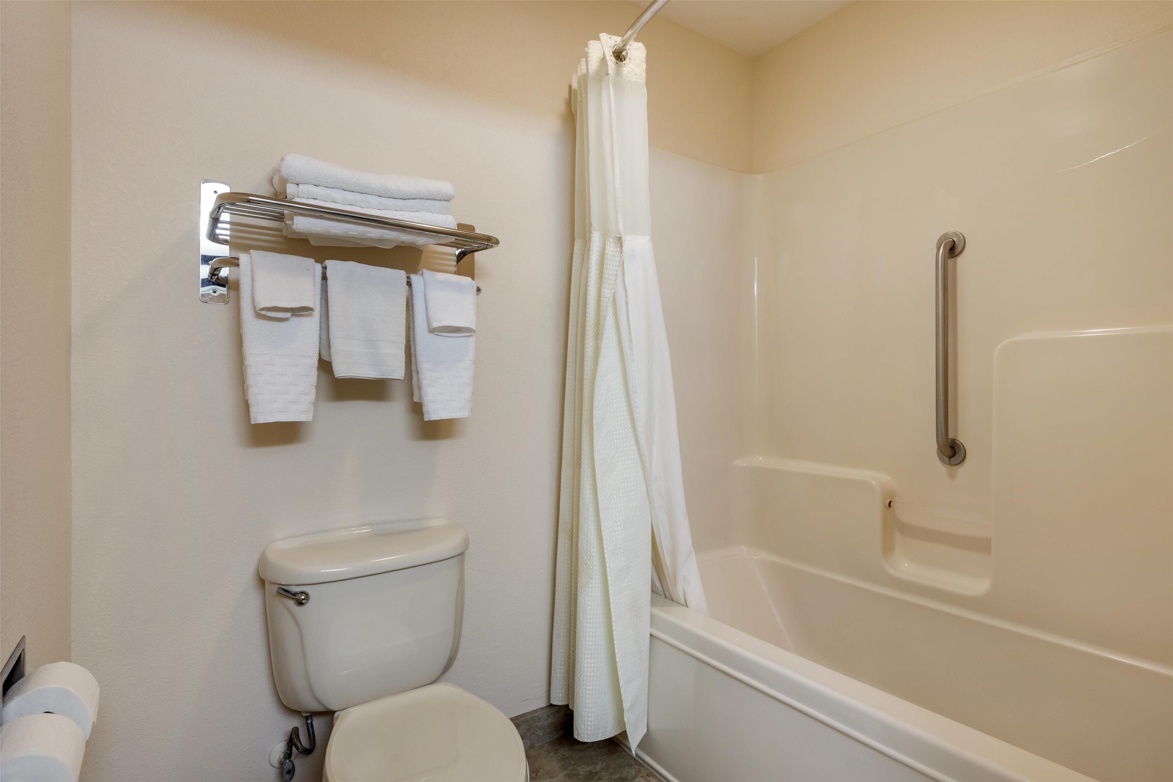 Best Western Parsons Inn - Tap to explore photos