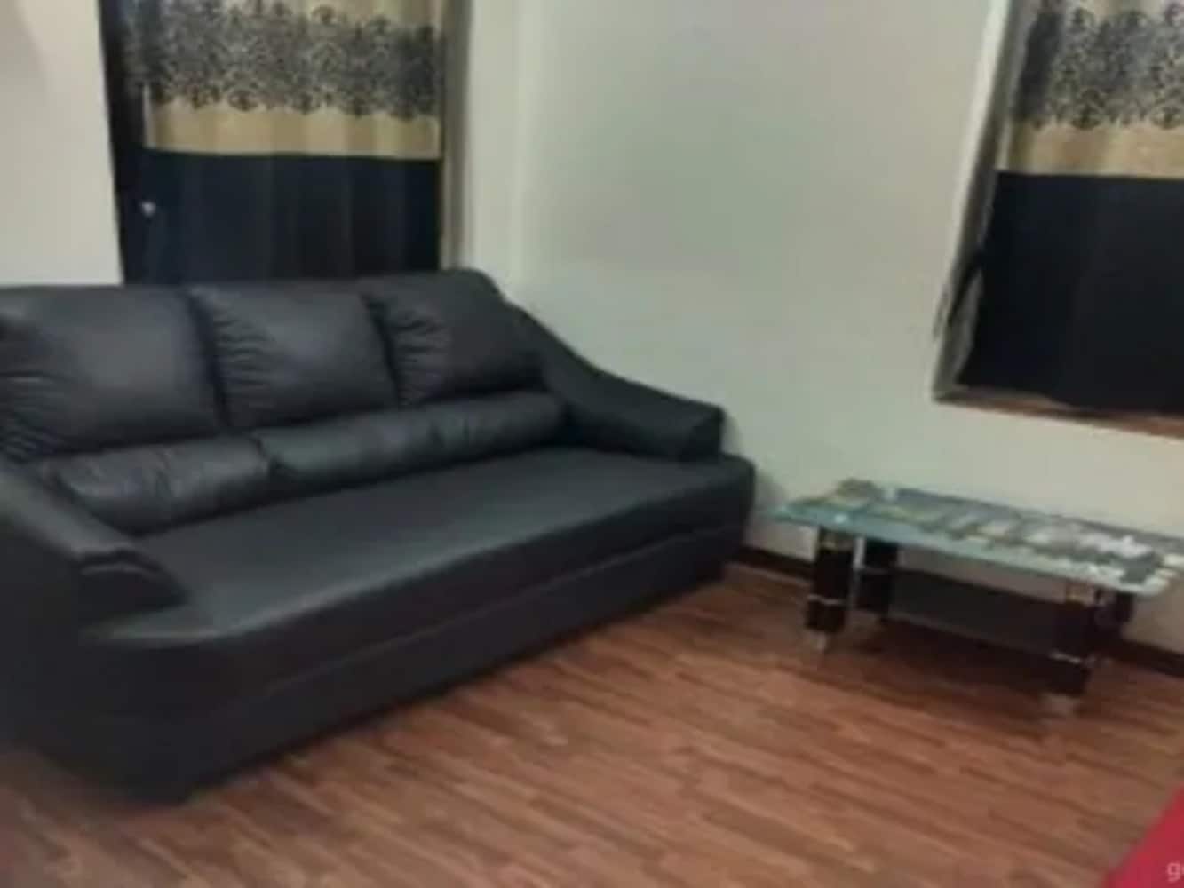 Elite Suite Homestay - Tap to explore photos