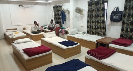 Hotel Shree Elite Room Type - Dormitory ( 350/- Per Person )