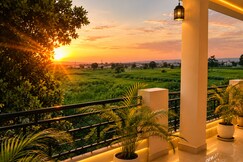 Airport luxury nature homestay@ 10Min from Airport