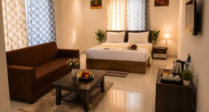 Opulence Stay Room Type - Deluxe Room