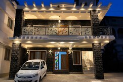 VELAN PLEASANT STAY 1