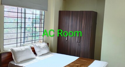 The Royals Homestay Room Type - Bedroom 6