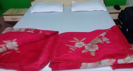 HOTEL KANCHAN Room Type - Semi Deluxe ( cooler )