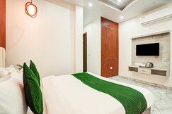 SOLARIS RETREAT BY THE ARROW LAXMI NAGAR