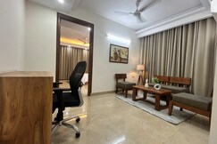 Radiant Apartment @1bhk on Golf Course Road