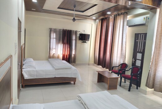 Hotel Devnagri