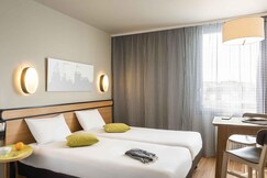 Aparthotel Adagio Access Paris Massy Gare TGV
