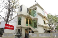 Hotel Bless Inn