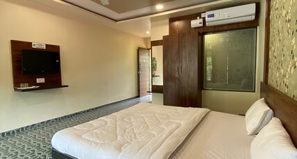 PALM BLISS RESORT Room Type - DELUXE ROOM WITH GARADN VIEW
