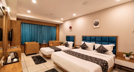 Hotel Royal Crown Room Type - Triple Share Room