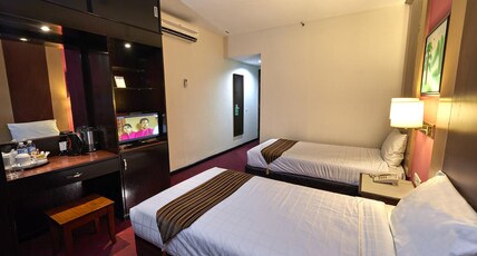 Palace Hotel Room Type - Superior Twin
