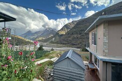 Address of Sissu MudHouse Stay