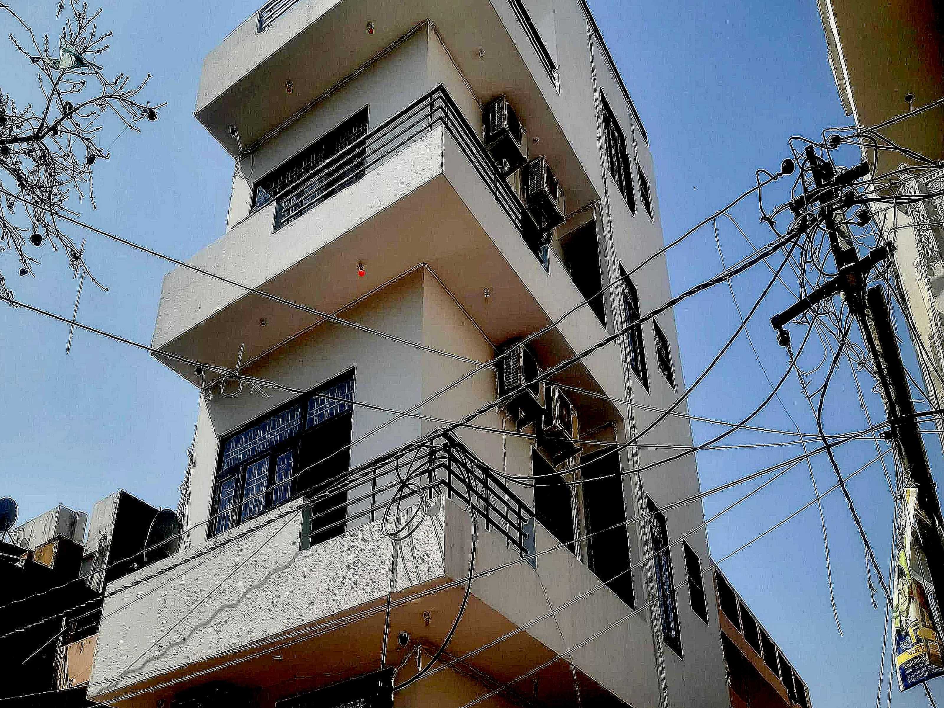 Hotel O Dev Mansarovar - Tap to explore photos
