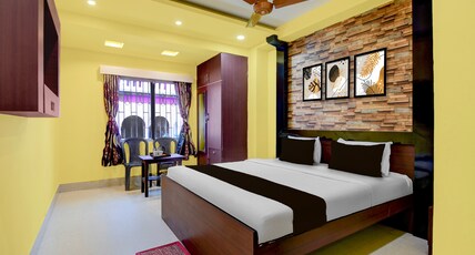 Super Hotel O Chittaranjan Railway Station Formerly Khalsa Lodge Room Type - Classic Super Hotel O Chittaranjan Railway Station Formerly Khalsa Lodge Room Type - Classic