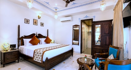 The Amar Mahal Room Type - Super Deluxe Rooms The Amar Mahal Room Type - Super Deluxe Rooms