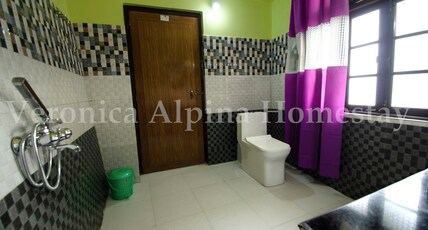 Veronica Alpina Homestay Room Type - Room 601 (Quadruple Deluxe) 1st Floor Veronica Alpina Homestay Room Type - Room 601 (Quadruple Deluxe) 1st Floor