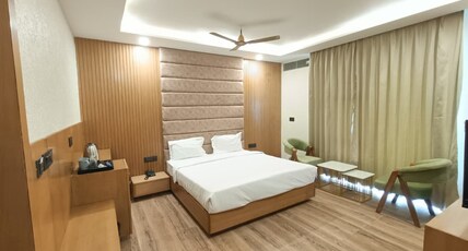 Hotel Green Olive Room Type - Super Deluxe Room