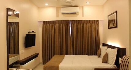 Hotel Sunny International Room Type - Club Room AC