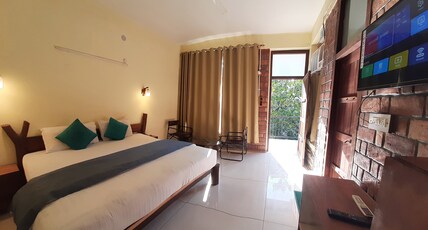 Corbett Riviera Room Type - Deluxe Room
