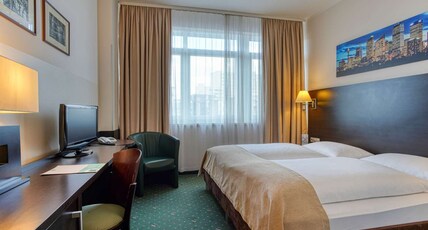 Hotel Hill View Room Type - Deluxe Non Ac Room