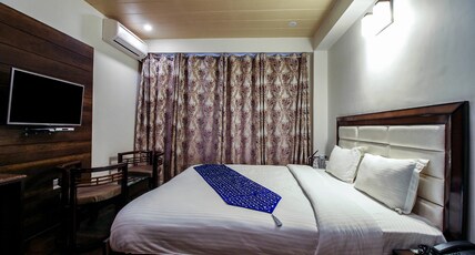 Dusk n Dawn | Rooms in a Homestay Room Type - Deluxe Room