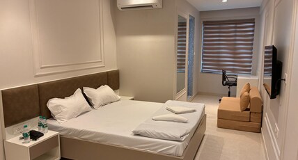 SWARN HOTEL Room Type - FAMILY SUITE ROOM