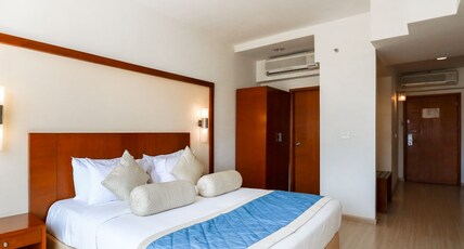 Featherlite Evoma Hotel Room Type - Premium Room with Balcony