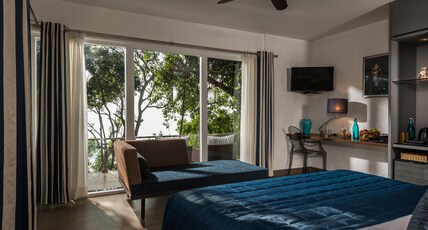 Cintacor Island Resort Room Type - Luxury Room