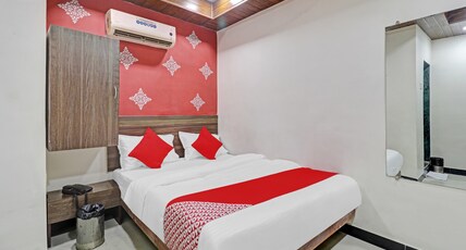 Collection O Kurla LBS Road Formerly Mumbai Residency Room Type - Classic