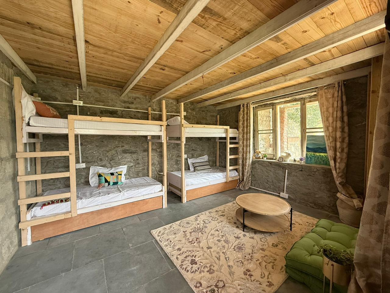 Kala studio and Stay Manali - Tap to explore photos