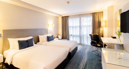 Best Western Sukhumvit 20 Room Type - 2 Single Beds, Non-Smoking, Superior Room, Work Desk, Free Wi-Fi, Safety Box