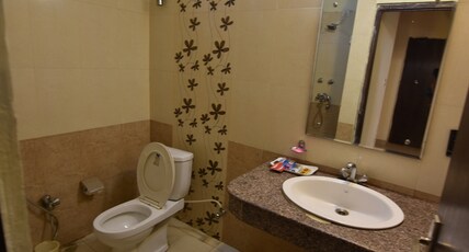 Bird Sanctuary Resort Room Type - Super Deluxe Room