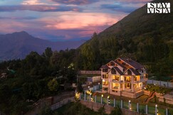 StayVista at Lakeside Panorama