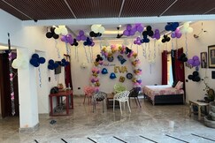 Comfort in the city of temples