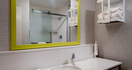 Hampton Inn & Suites Boise-Meridian Room Type - 1 KING BED NONSMOKING