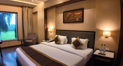 The Fern - An Ecotel Hotel, Kota Room Type - Fern Classic Suite, 1 King Bed