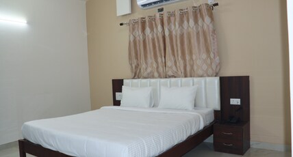 IDEAL RESIDENCY Room Type - Deluxe Ac Room