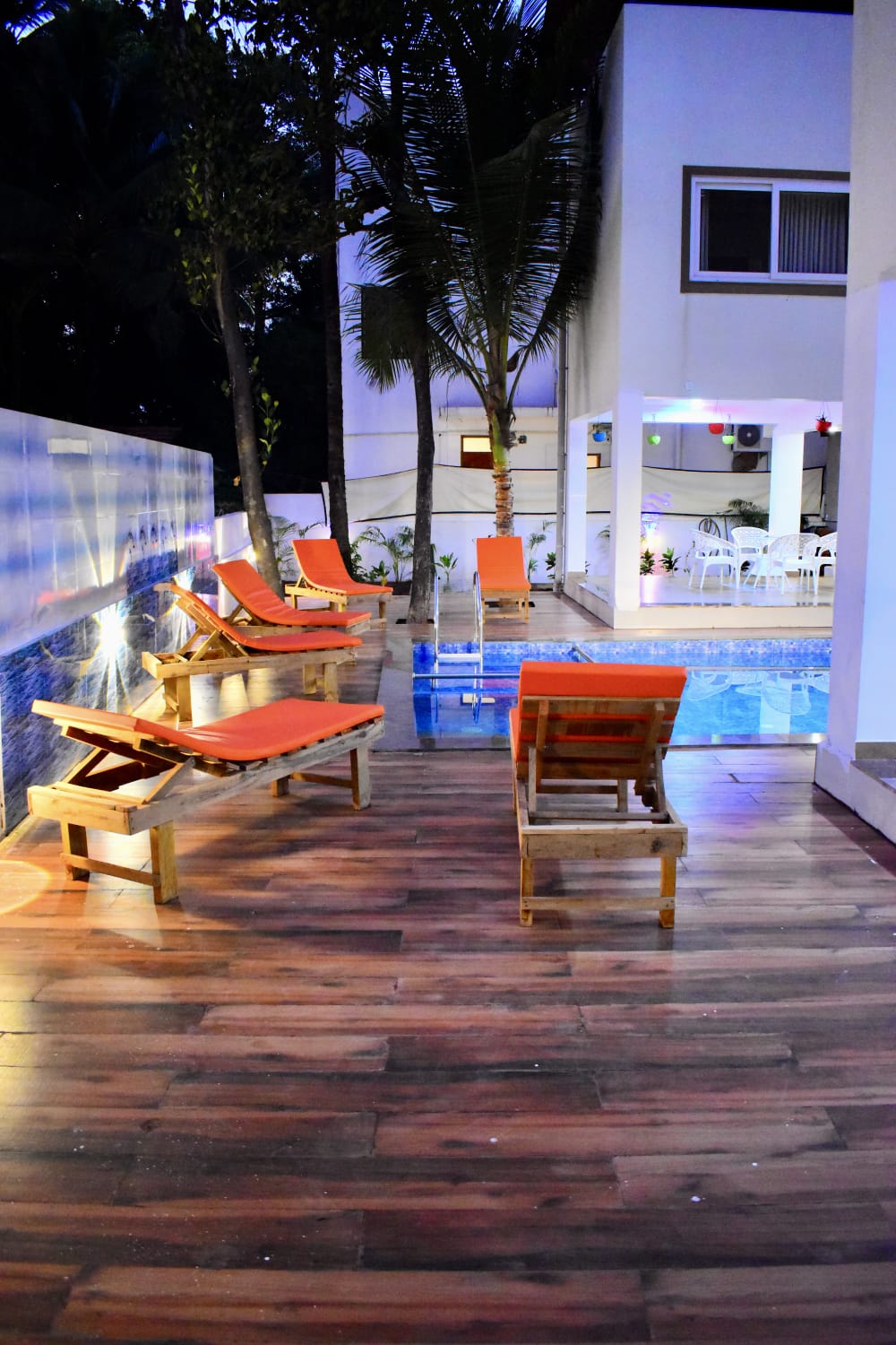 Luxurious 7BHK Villa with Private Pool near Beach - Tap to explore photos