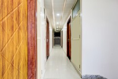 Hotel O Apple Grand
