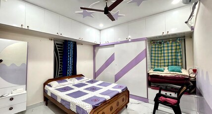 Nanis Villa Room Type - Cozy queen size bedroom with Balcony 2