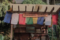 Studio Apartment Tulip at Augusta Villa