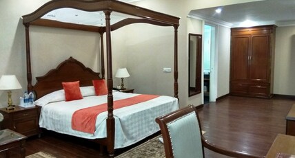 Hari Niwas Palace - The Heritage Hotel Room Type - Royal Heritage Dlx