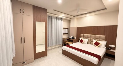 BB Hotel and Banquet Hall Room Type - Premium Suite Room With City View