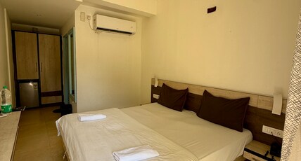 Shelsta Holiday Resort Room Type - Deluxe Rooms with Balcony