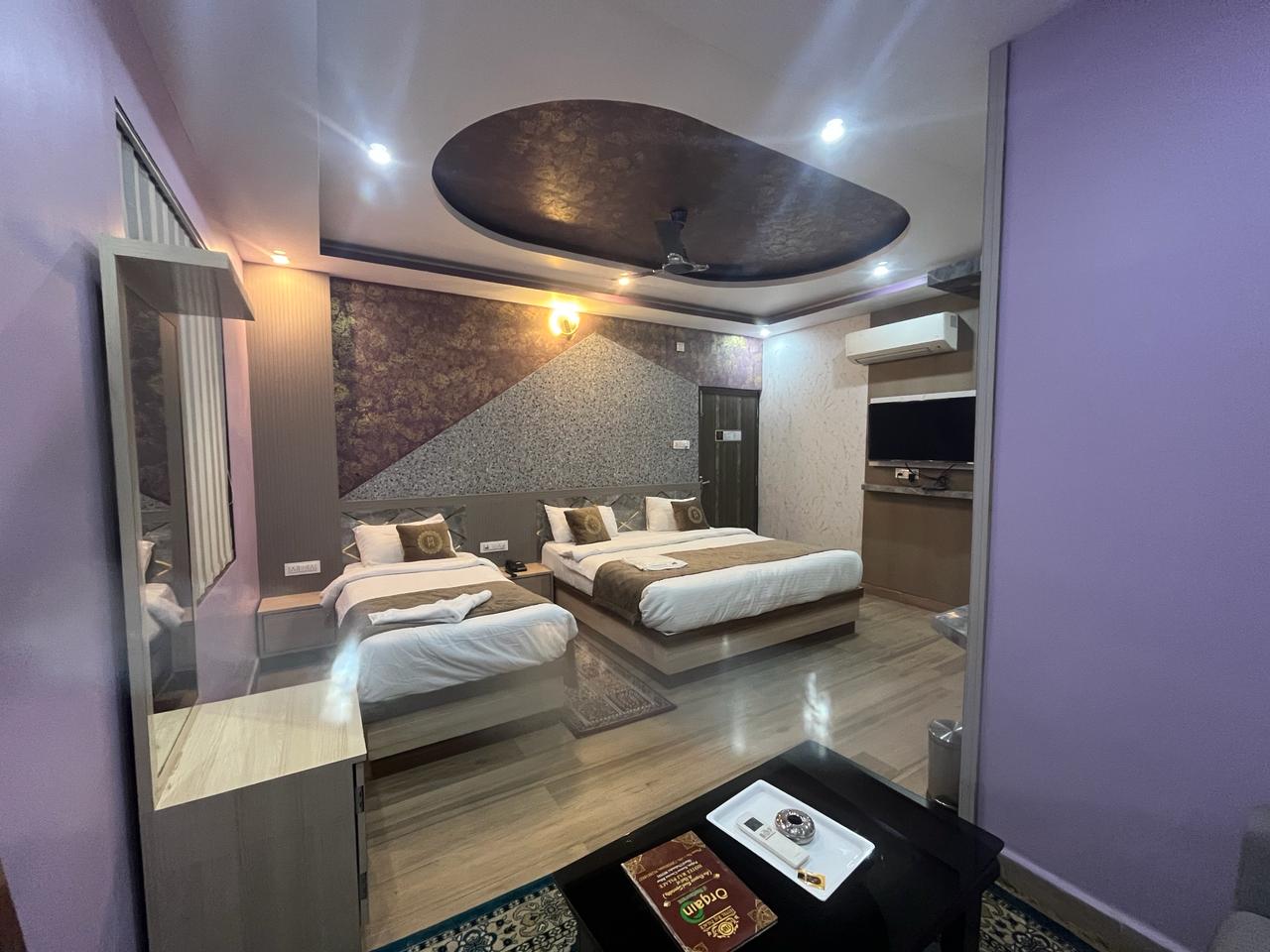 Hotel Mount View - Tap to explore photos