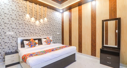 FabHotel Uma Yugul Room Type - Premium Room